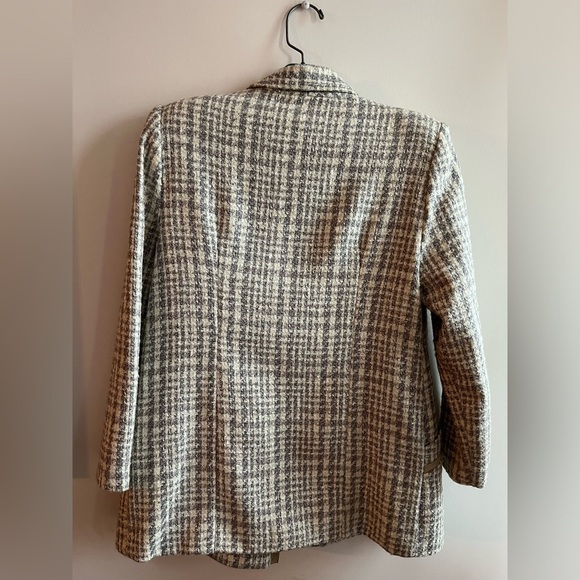 Allure Vintage Tweed Skirt and Blazer Set - Picture 8 of 15